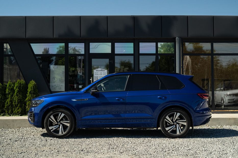 Продам Volkswagen Touareg R-Line AWD 2022 года в Черновцах