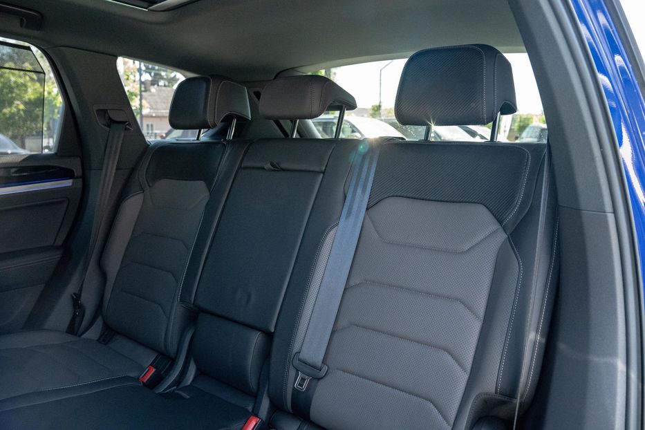 Продам Volkswagen Touareg R-Line AWD 2022 года в Черновцах