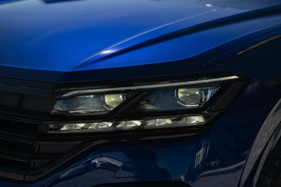 Продам Volkswagen Touareg R-Line AWD 2022 года в Черновцах
