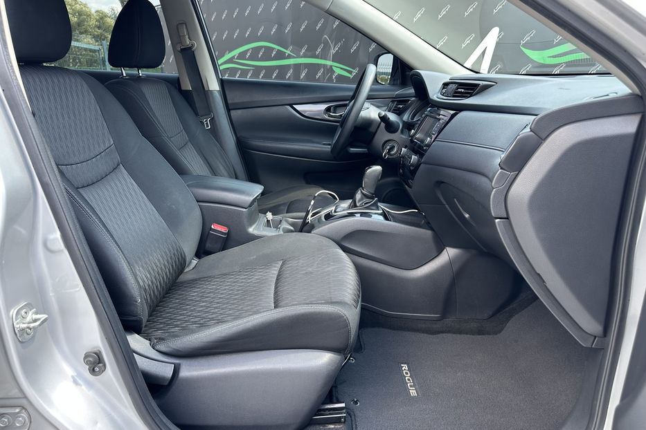 Продам Nissan Rogue 2018 года в Киеве