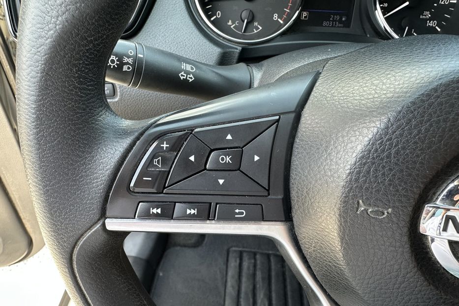 Продам Nissan Rogue 2018 года в Киеве