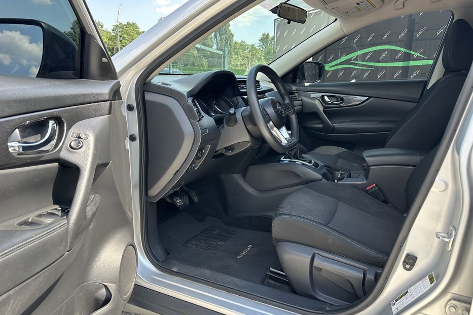 Продам Nissan Rogue 2018 года в Киеве