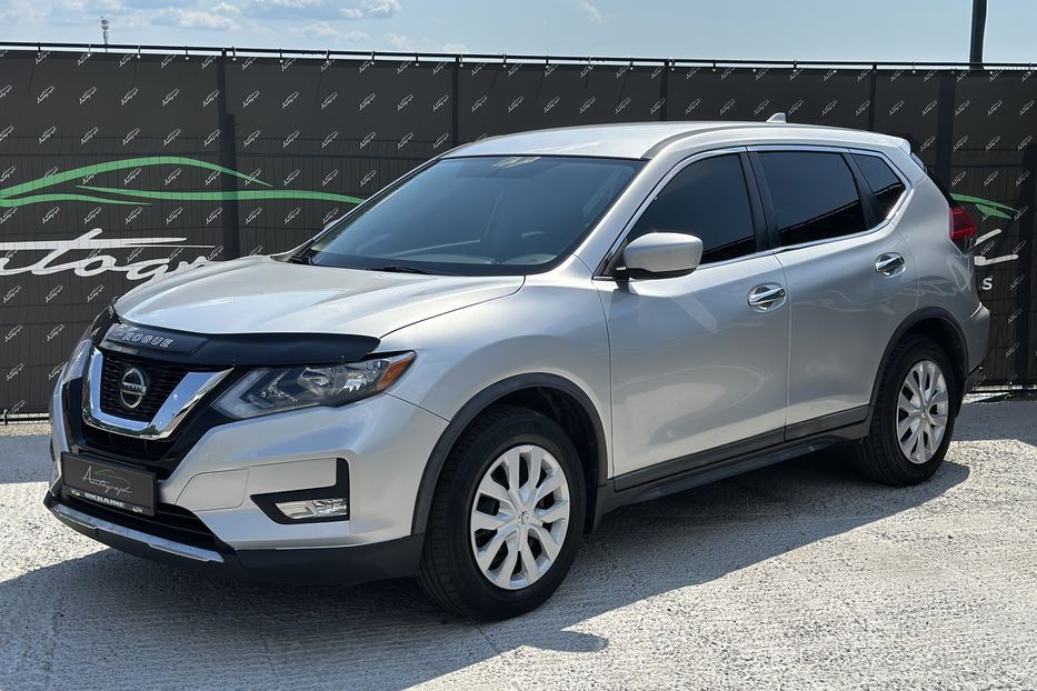 Продам Nissan Rogue 2018 года в Киеве