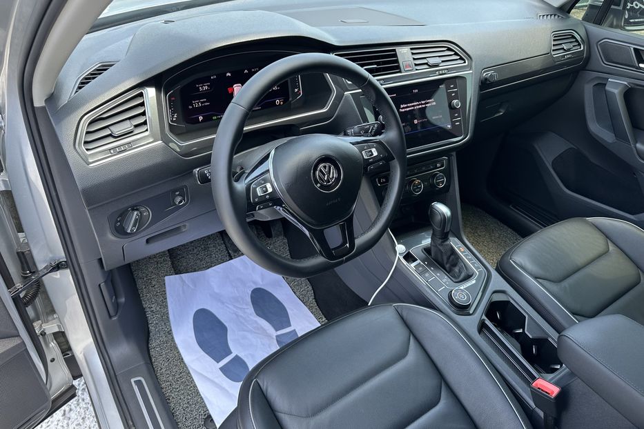 Продам Volkswagen Tiguan TDI 4Motion  2020 года в Киеве