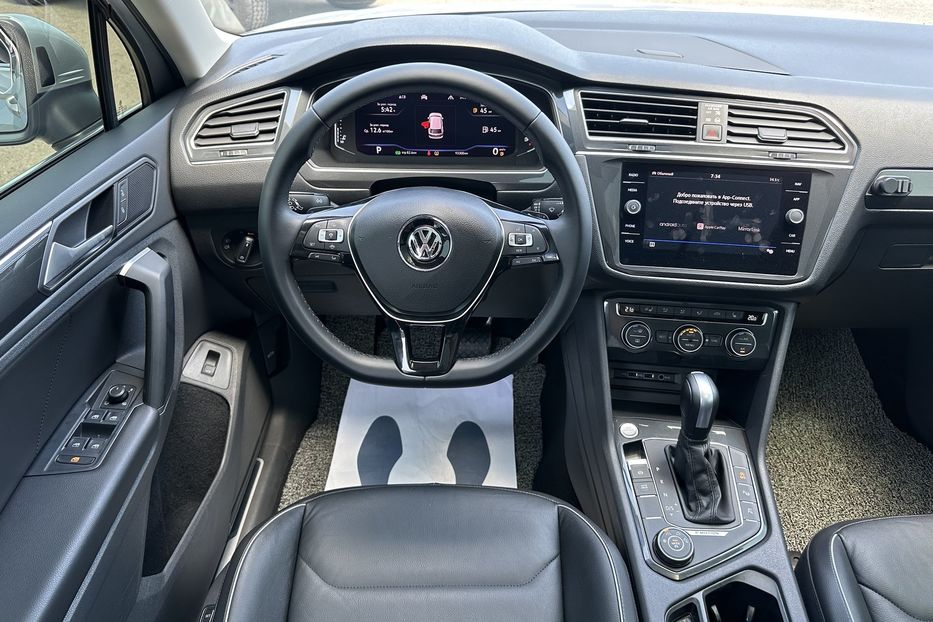 Продам Volkswagen Tiguan TDI 4Motion  2020 года в Киеве