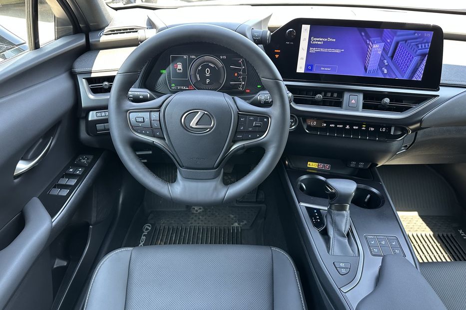 Продам Lexus RH UX250 Hybrid AWD 2023 года в Киеве