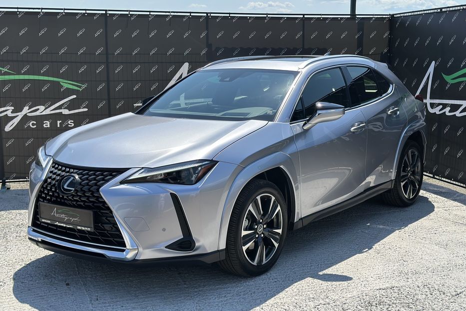Продам Lexus RH UX250 Hybrid AWD 2023 года в Киеве