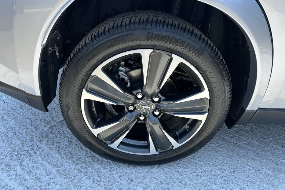 Продам Lexus RH UX250 Hybrid AWD 2023 года в Киеве