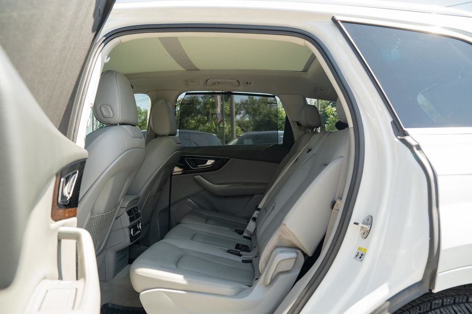 Продам Audi Q7 Prestige 2017 года в Черновцах