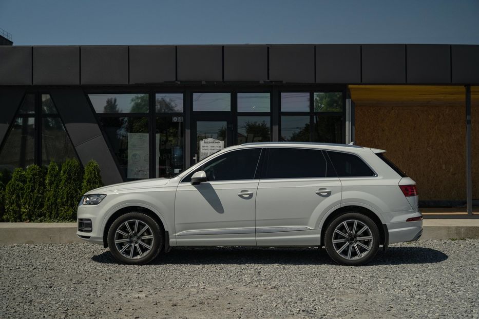 Продам Audi Q7 Prestige 2017 года в Черновцах