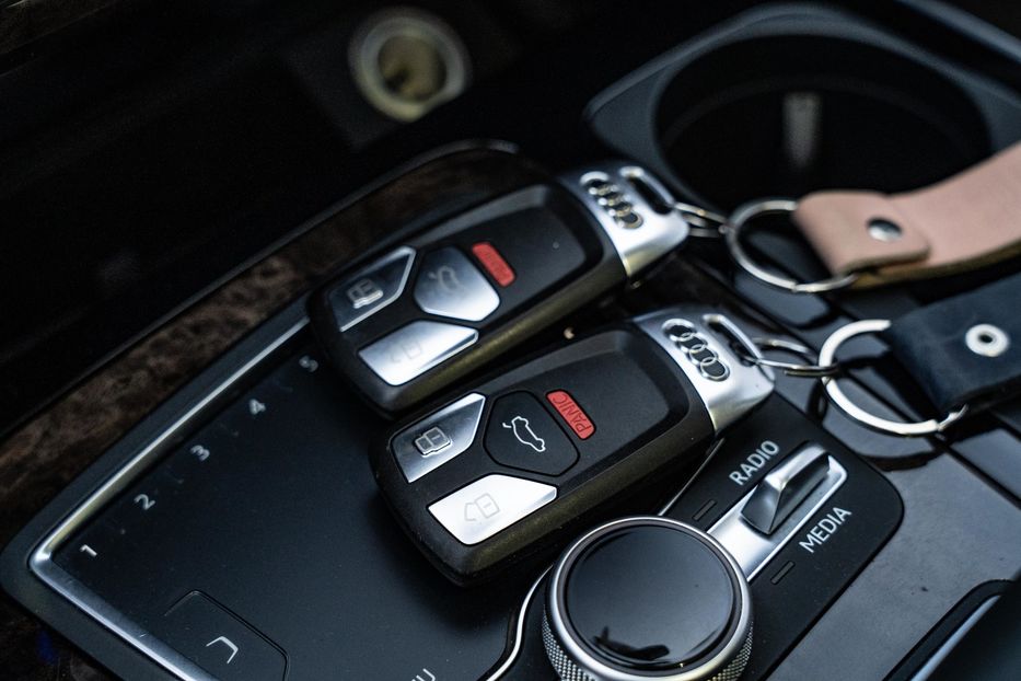 Продам Audi Q7 Prestige 2017 года в Черновцах