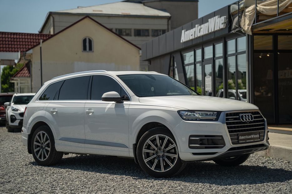 Продам Audi Q7 Prestige 2017 года в Черновцах