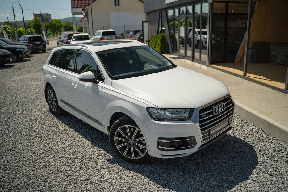 Продам Audi Q7 Prestige 2017 года в Черновцах