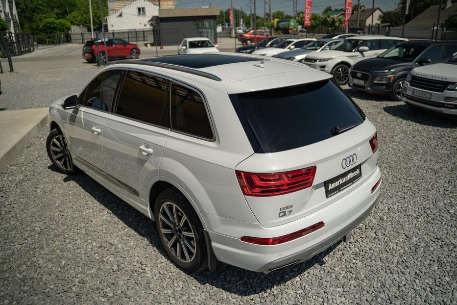 Продам Audi Q7 Prestige 2017 года в Черновцах