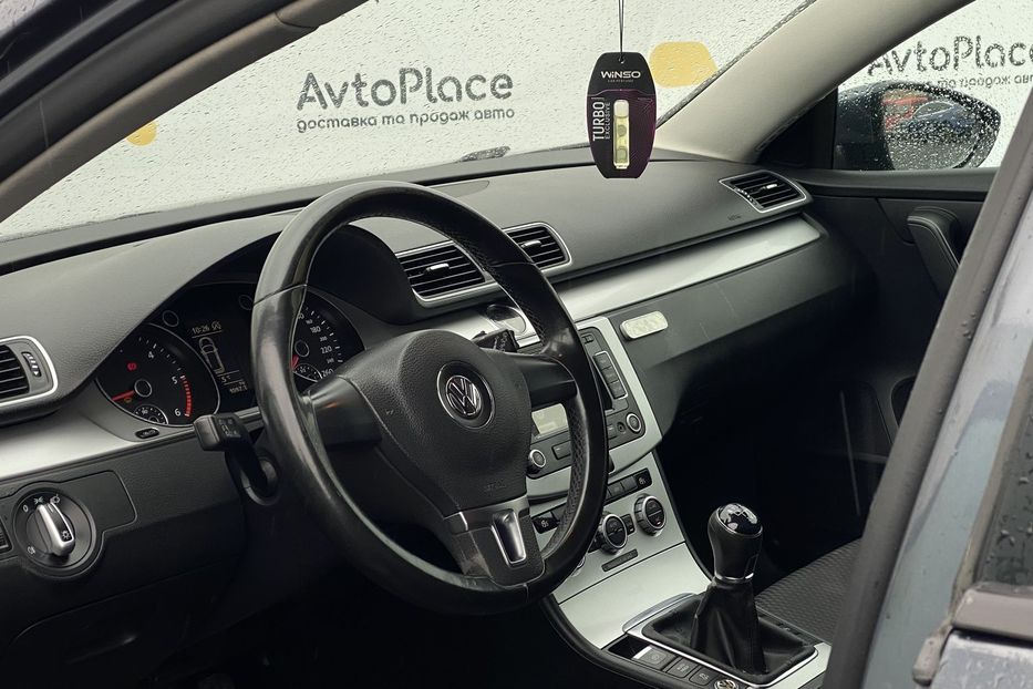 Продам Volkswagen Passat B7 2012 года в Луцке