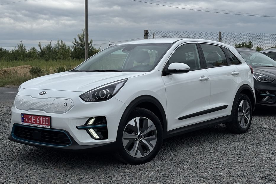 Продам Kia Niro 64квт 2021 года в Львове
