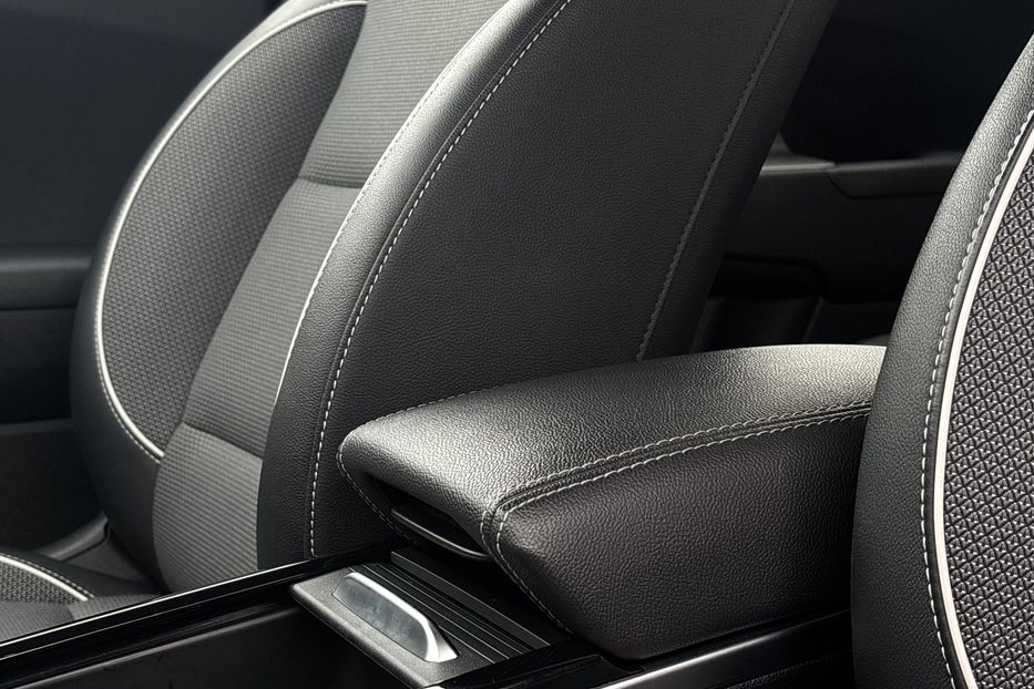 Продам Kia Niro 64квт 2021 года в Львове