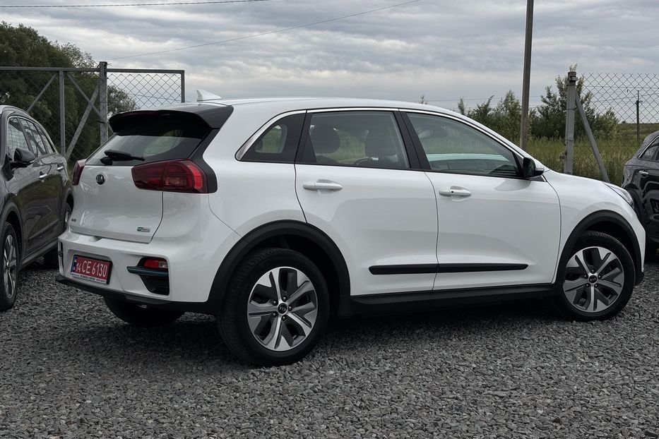 Продам Kia Niro 64квт 2021 года в Львове