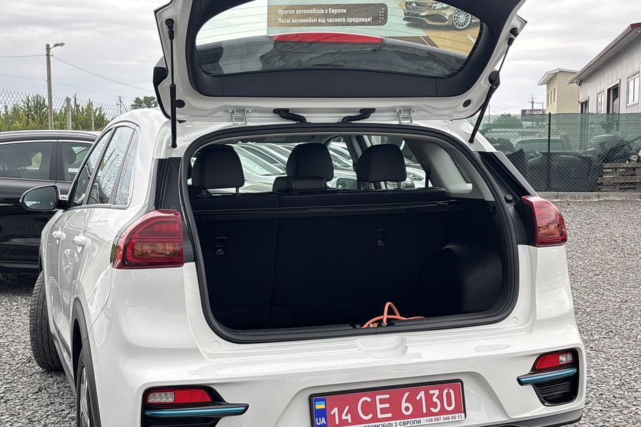 Продам Kia Niro 64квт 2021 года в Львове