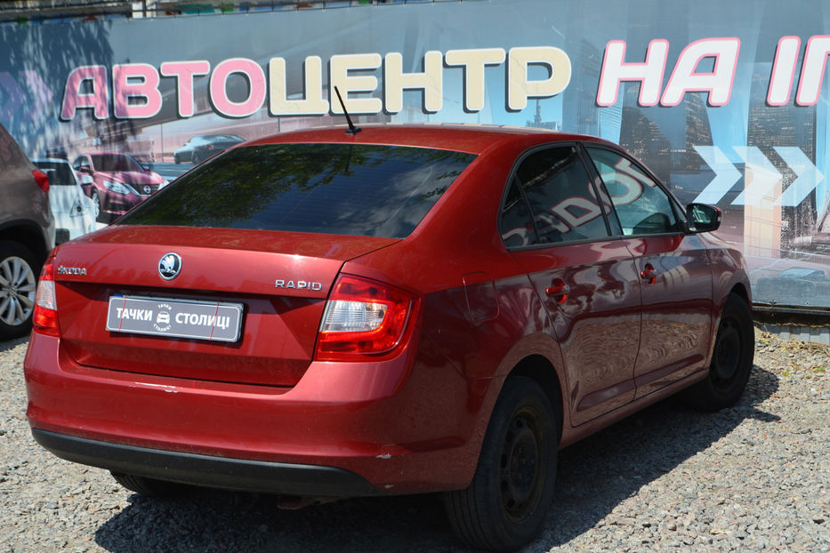 Продам Skoda Rapid 2016 года в Киеве