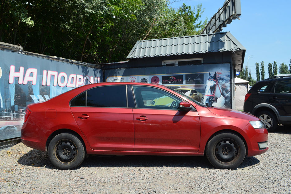 Продам Skoda Rapid 2016 года в Киеве
