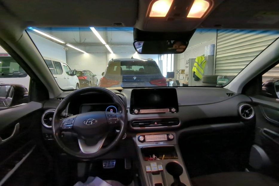 Продам Hyundai Kona 64 kw авто в дорозі  2022 года в Львове
