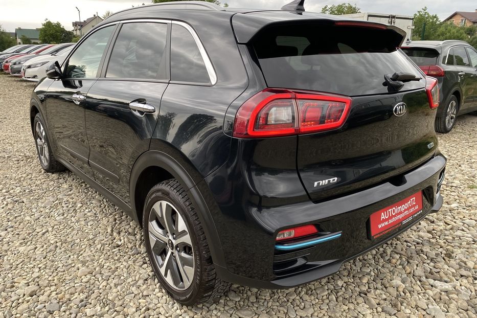 Продам Kia Niro 64 кВт Макс. комплектація 2020 года в Львове