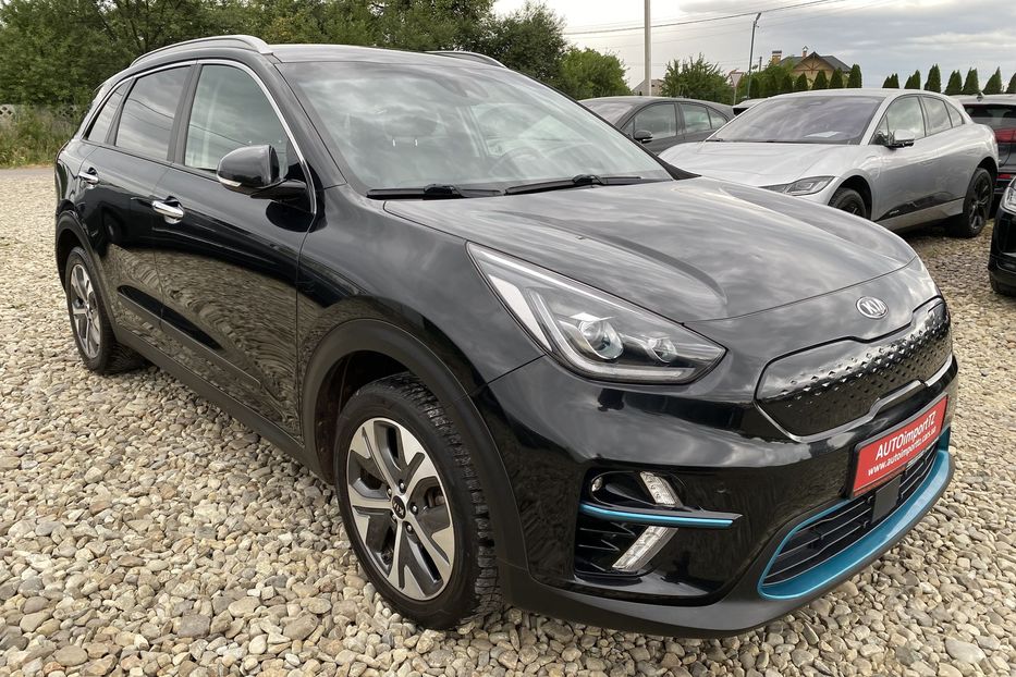 Продам Kia Niro 64 кВт Макс. комплектація 2020 года в Львове
