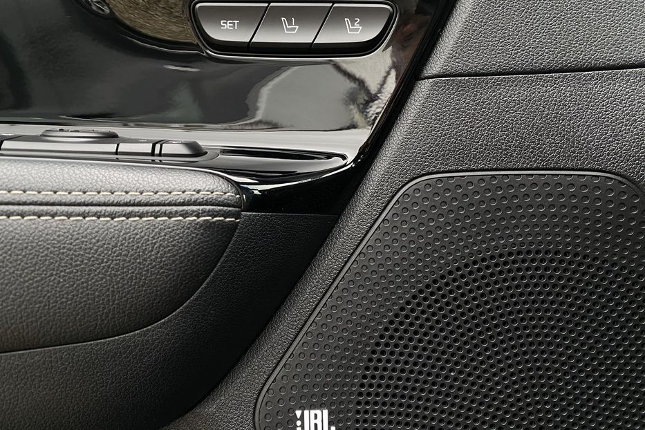 Продам Kia Niro 64 кВт Макс. комплектація 2020 года в Львове