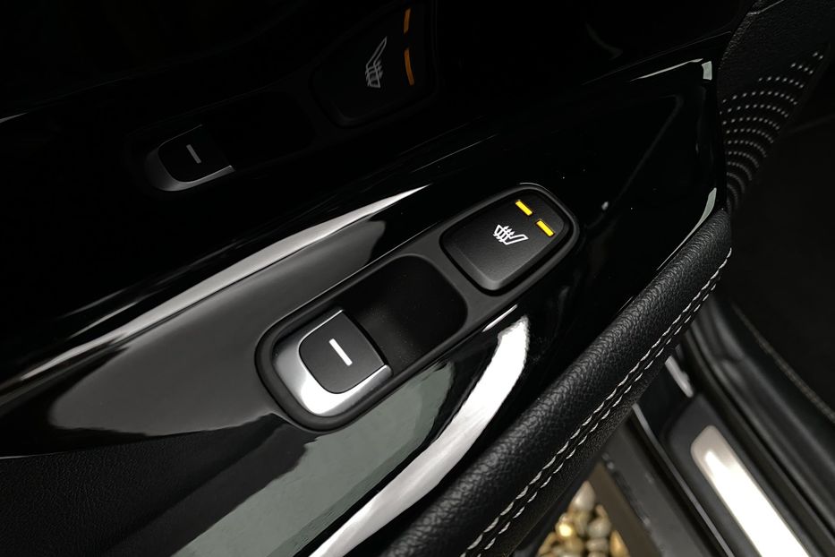 Продам Kia Niro 64 кВт Макс. комплектація 2020 года в Львове