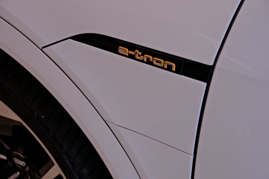 Продам Audi E-Tron 2020 года в Одессе