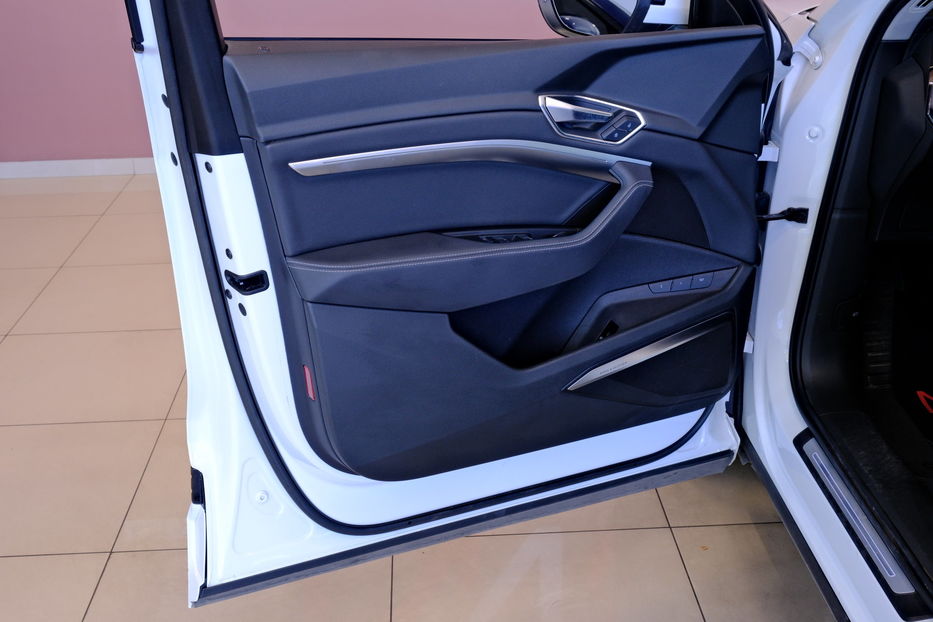 Продам Audi E-Tron 2020 года в Одессе