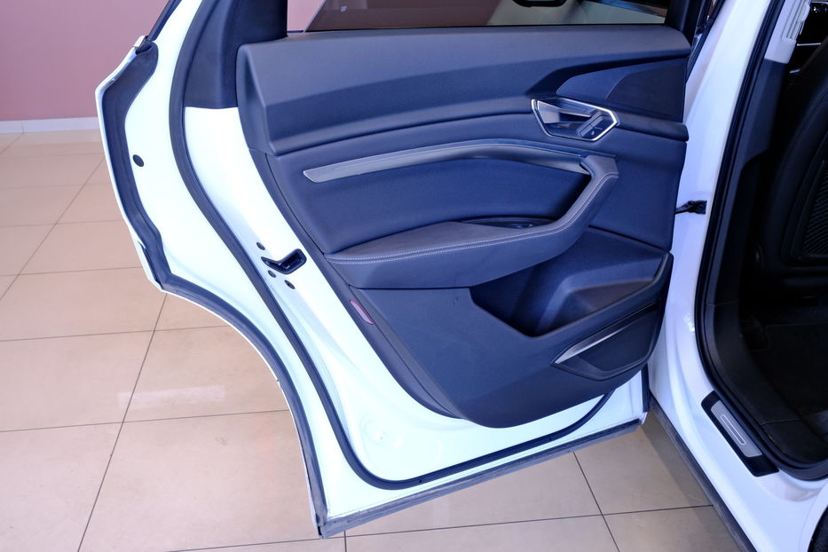 Продам Audi E-Tron 2020 года в Одессе