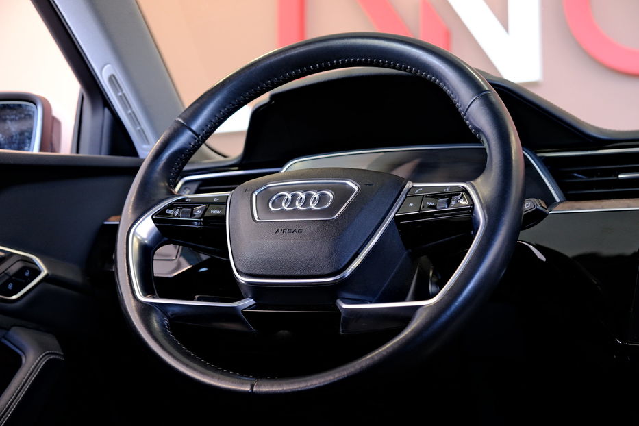 Продам Audi E-Tron 2020 года в Одессе