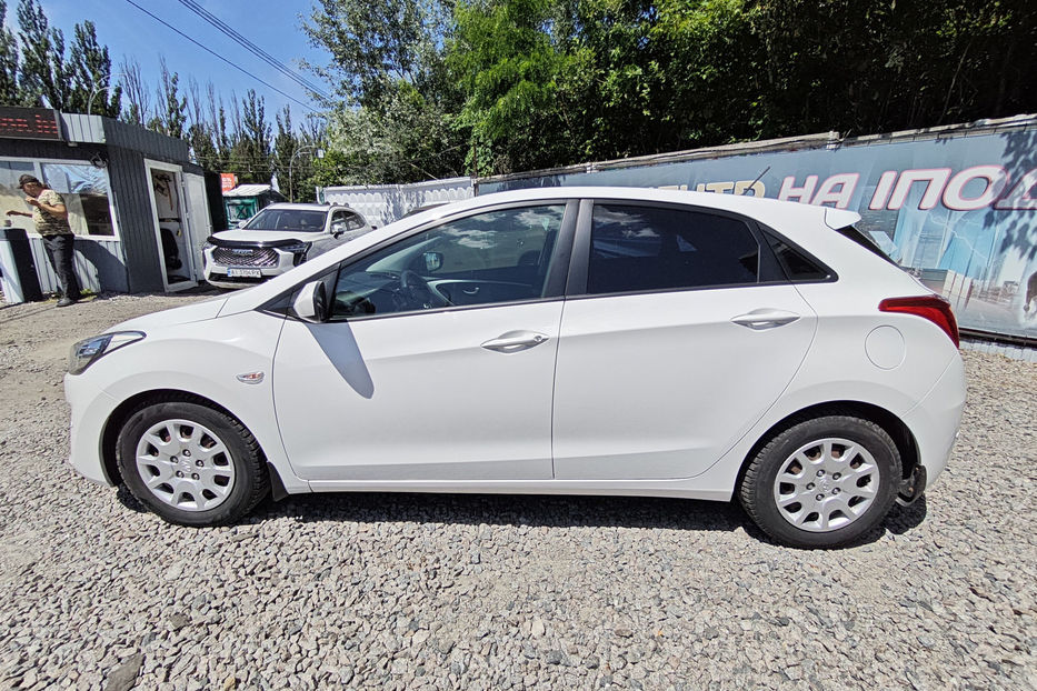 Продам Hyundai i30  2013 года в Киеве