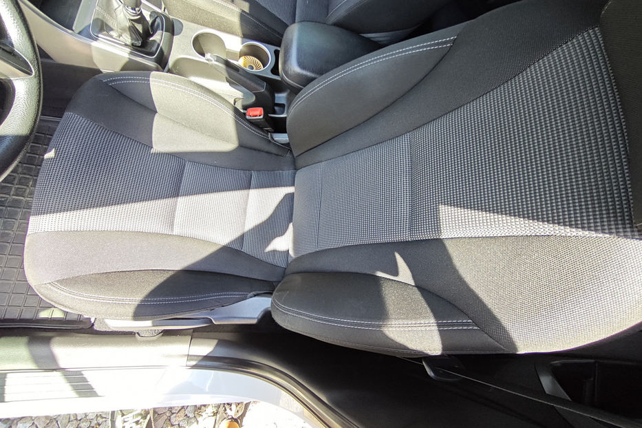 Продам Hyundai i30  2013 года в Киеве