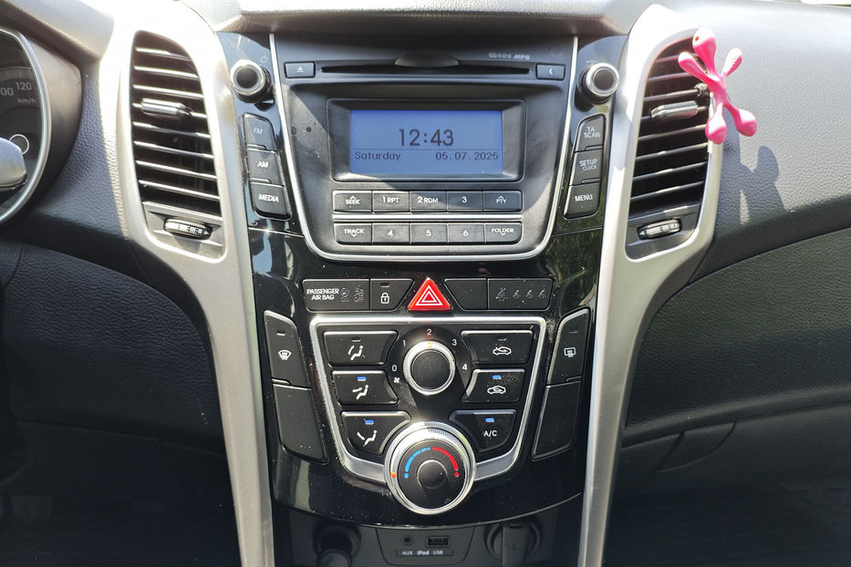 Продам Hyundai i30  2013 года в Киеве