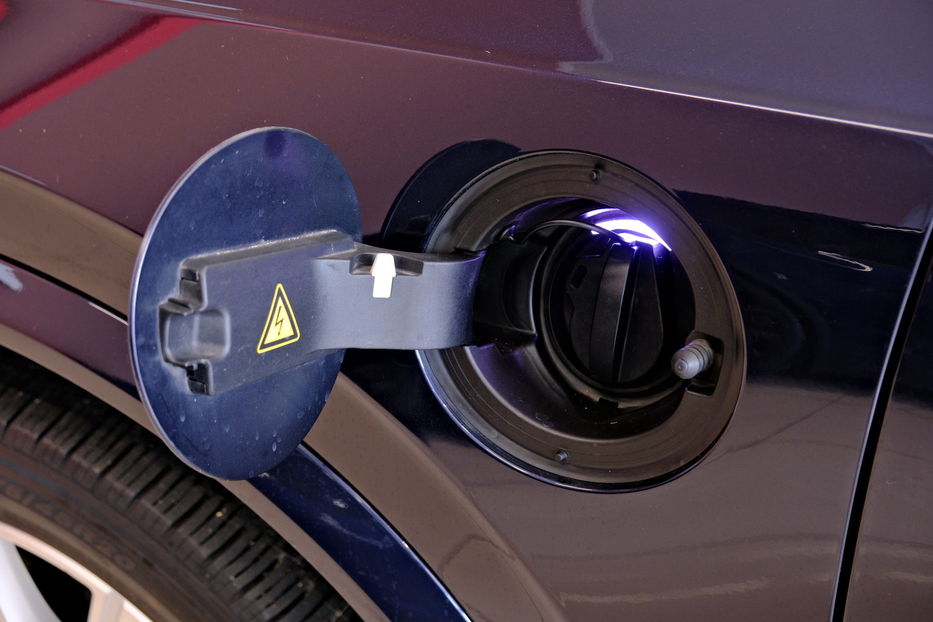 Продам Volvo XC90 Plug-in-Hybrid 2017 года в Одессе