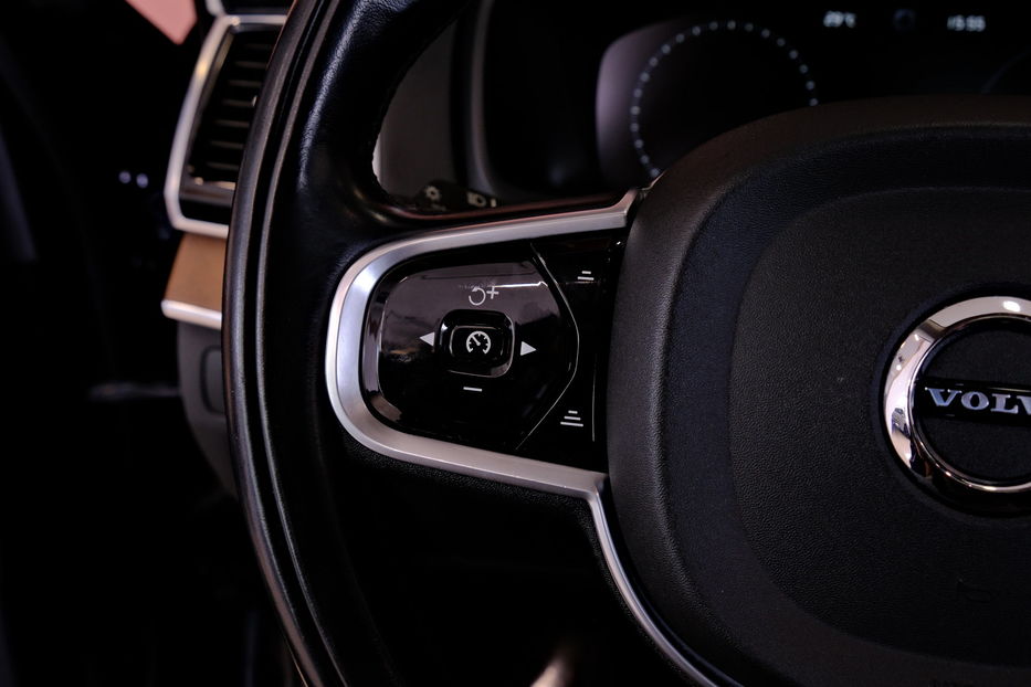 Продам Volvo XC90 Plug-in-Hybrid 2017 года в Одессе