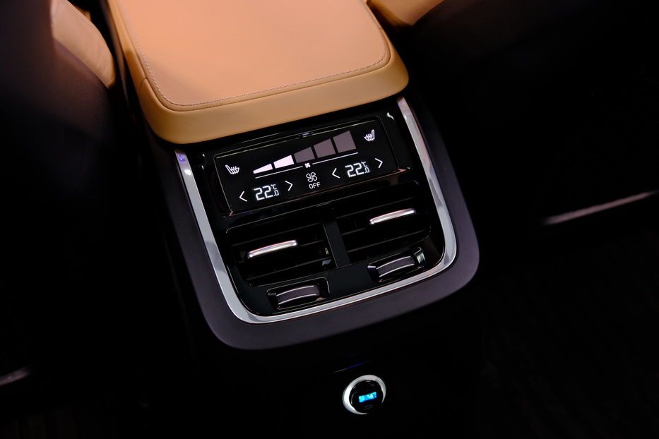 Продам Volvo XC90 Plug-in-Hybrid 2017 года в Одессе