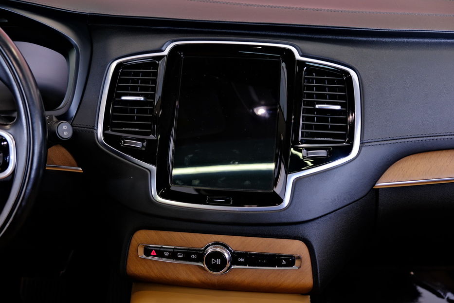 Продам Volvo XC90 Plug-in-Hybrid 2017 года в Одессе