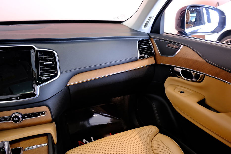 Продам Volvo XC90 Plug-in-Hybrid 2017 года в Одессе