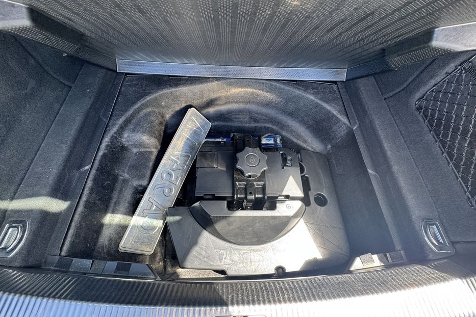 Продам Audi A4 B8 2.0TDI (KOMIS) 2011 года в г. Умань, Черкасская область