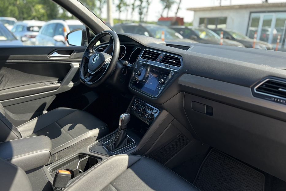 Продам Volkswagen Tiguan R-line AllSpace 7місць (KOMIS) 2021 года в г. Умань, Черкасская область