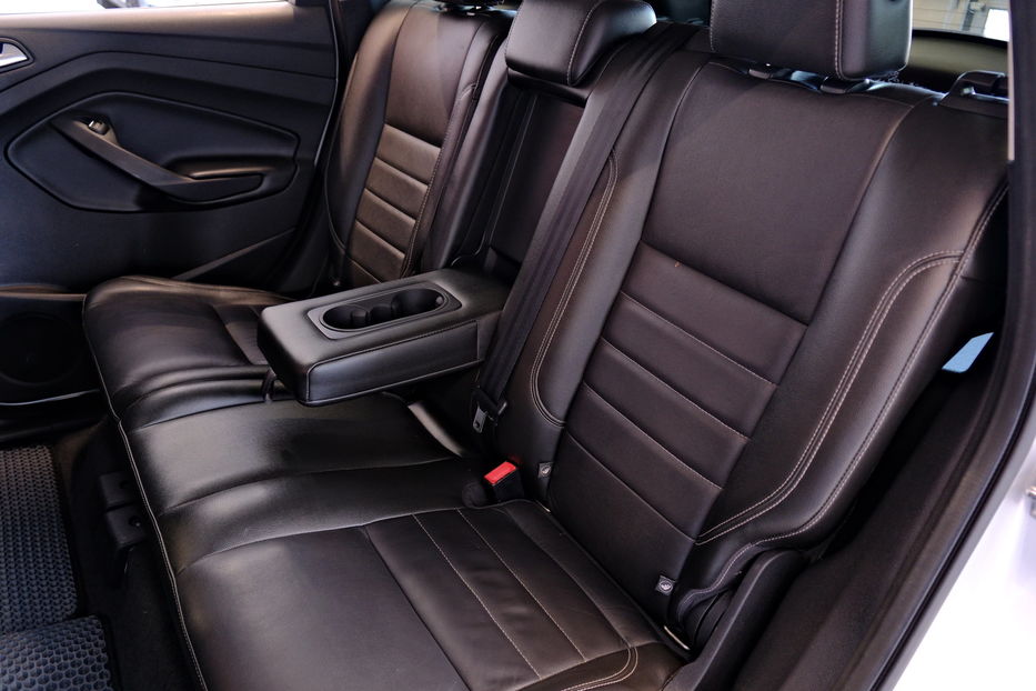 Продам Ford Escape 2013 года в Одессе