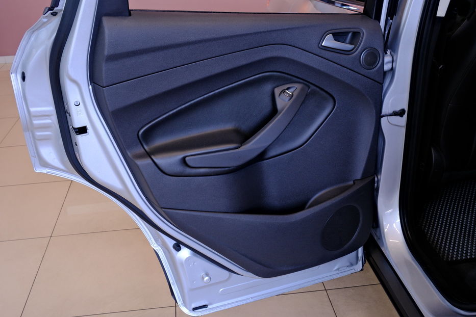 Продам Ford Escape 2013 года в Одессе