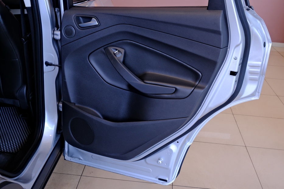 Продам Ford Escape 2013 года в Одессе