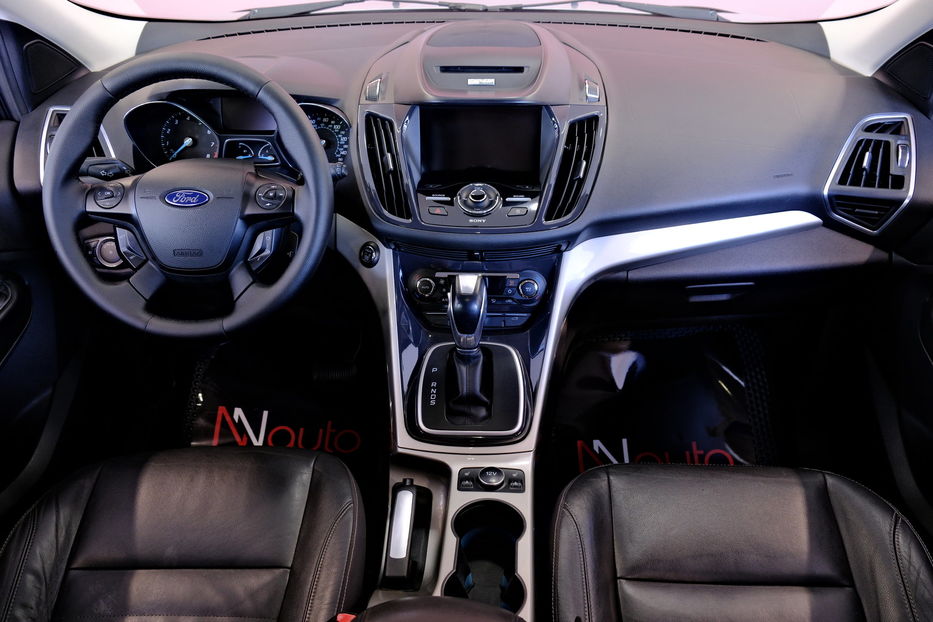 Продам Ford Escape 2013 года в Одессе