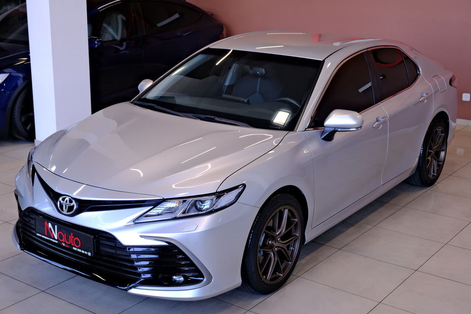 Продам Toyota Camry 2024 года в Одессе
