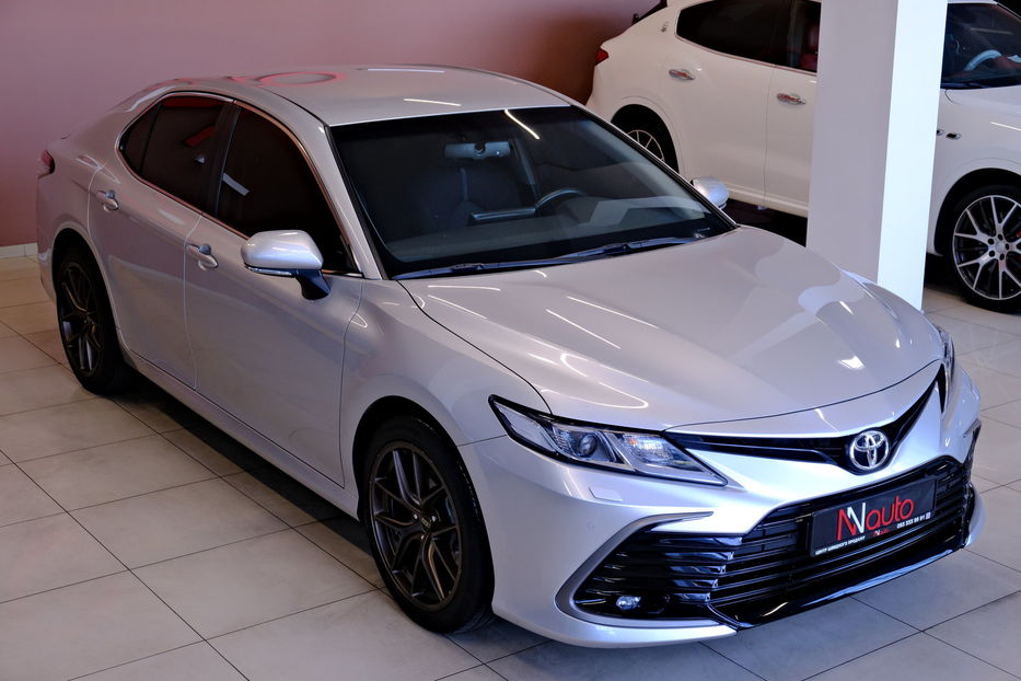 Продам Toyota Camry 2024 года в Одессе